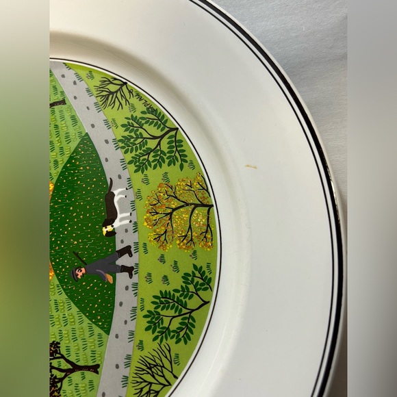 Villeroy & Boch Design Naif Plate Laplau Man with gun and dog 10.5” dinner as is - Picture 4 of 7
